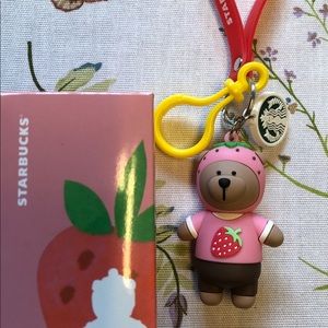 Starbucks Keychain Bear Strawberry Bearista ❤️🍓